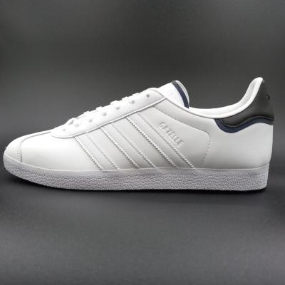 Baskets Adidas Originals Gazelle blanche en cuir taille 44