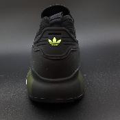 Chaussure De Running Noir Adidas ZX 2K Boost.